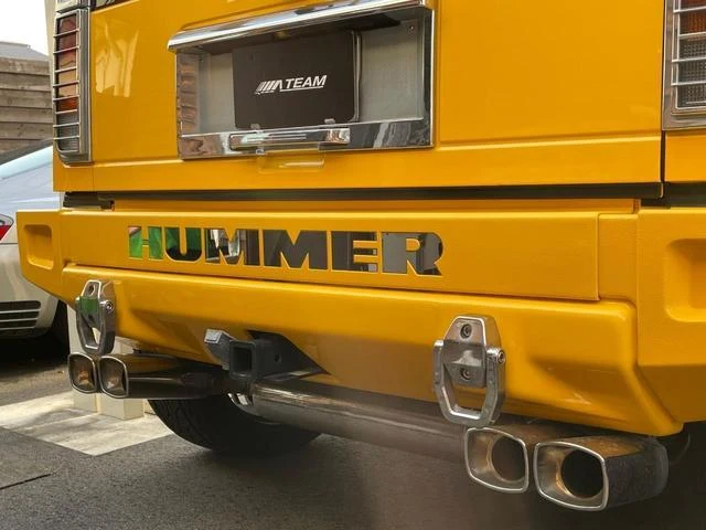 Hummer H2 19