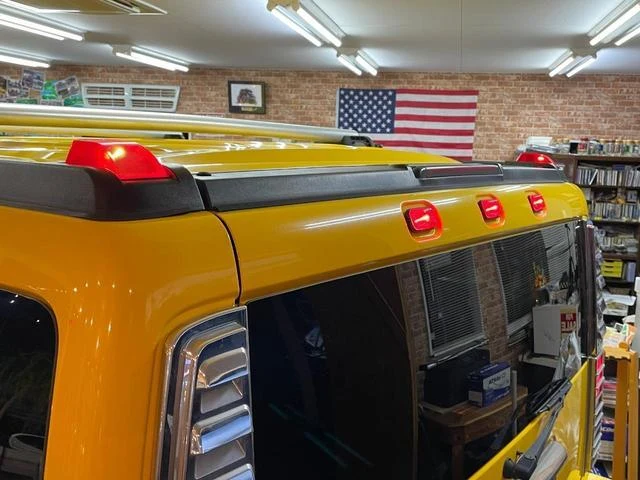 Hummer H2 16