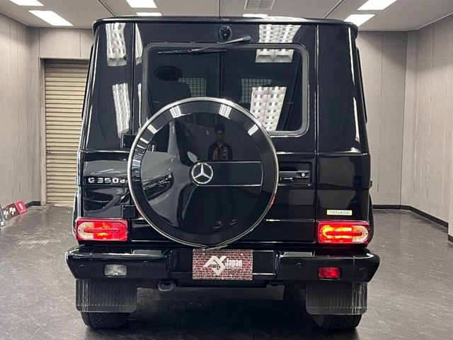 MERCEDES BENZ G-CLASS 4