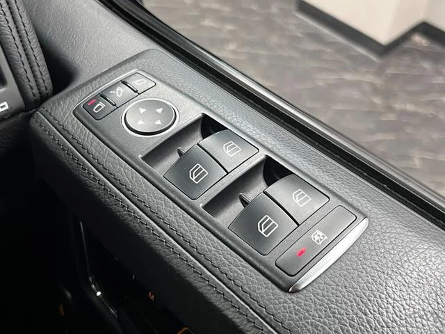 MERCEDES BENZ G-CLASS 42