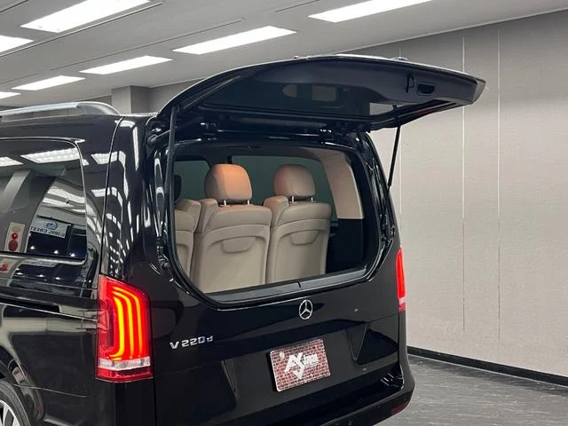 MERCEDES BENZ V-CLASS 17