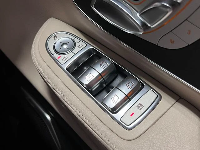 MERCEDES BENZ V-CLASS 44