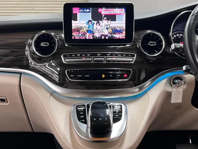MERCEDES BENZ V-CLASS 32