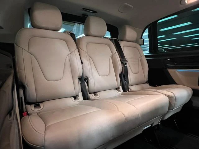MERCEDES BENZ V-CLASS 26