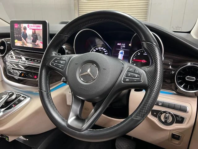 MERCEDES BENZ V-CLASS 31