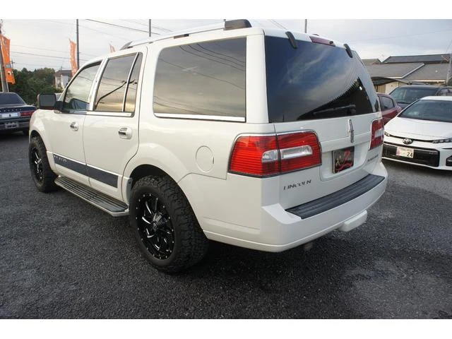 Lincoln NAVIGATOR 24