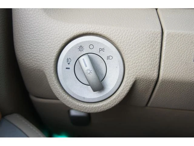 Lincoln NAVIGATOR 32