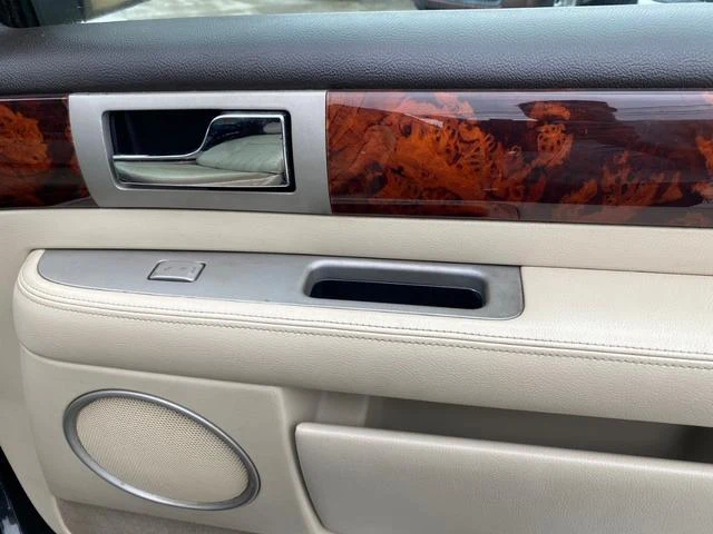 Lincoln NAVIGATOR 53