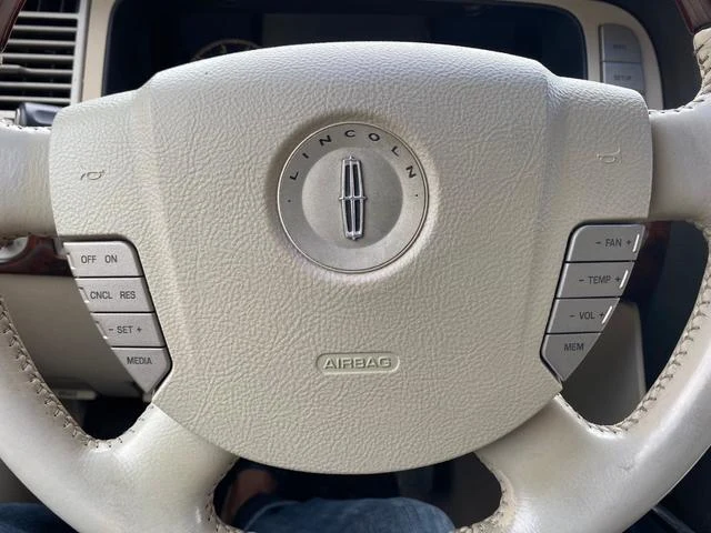 Lincoln NAVIGATOR 7