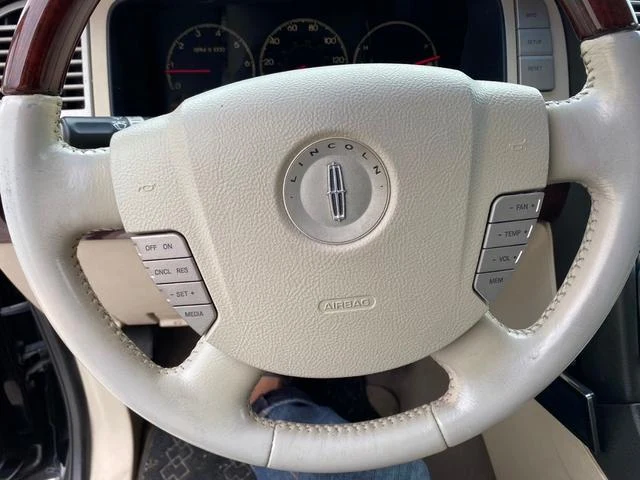 Lincoln NAVIGATOR 72