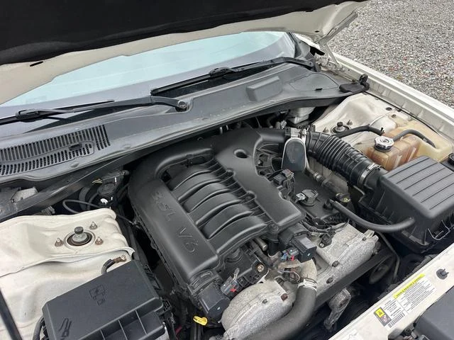 Dodge CHARGER 36