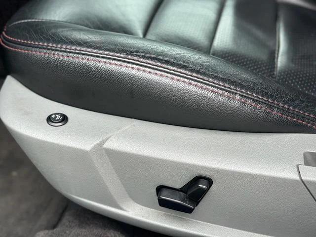Dodge CHARGER 17