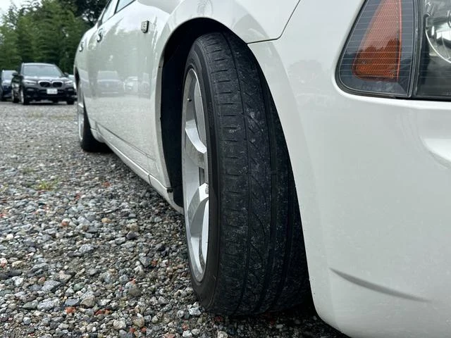 Dodge CHARGER 38