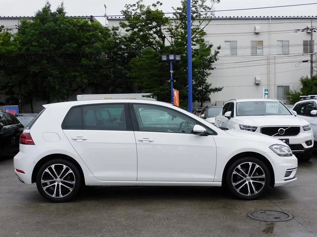 Volkswagen GOLF 13