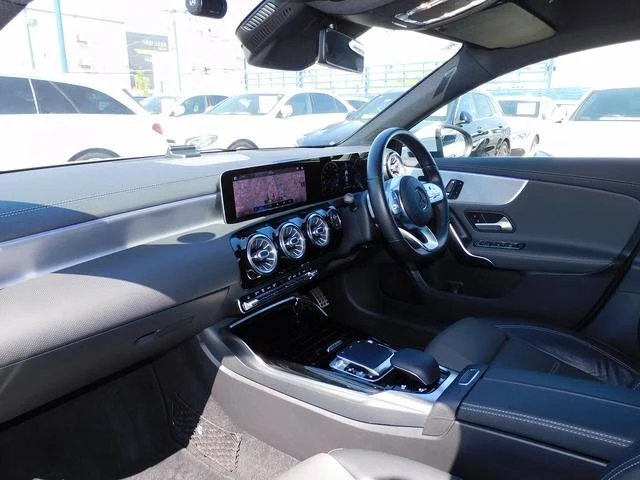 MERCEDES AMG A-CLASS 4