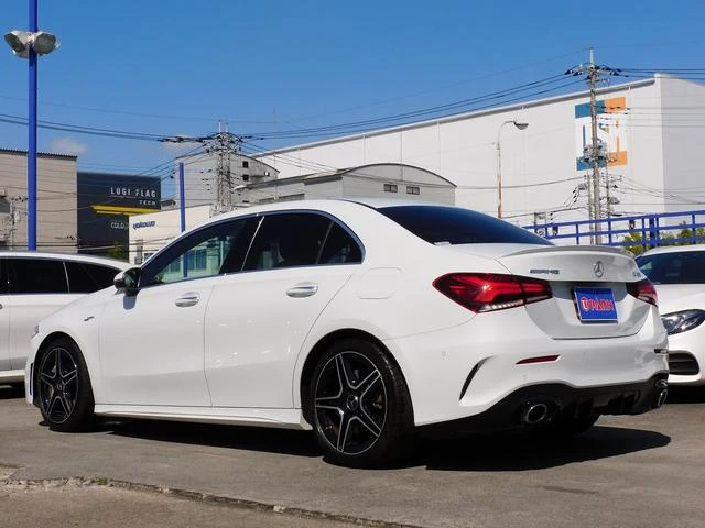 MERCEDES AMG A-CLASS 41