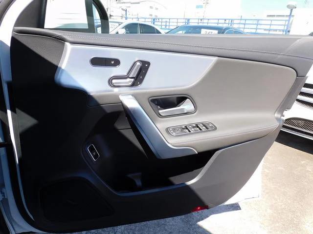MERCEDES AMG A-CLASS 68