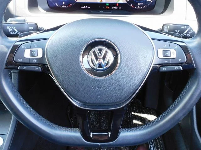 Volkswagen GOLF 11