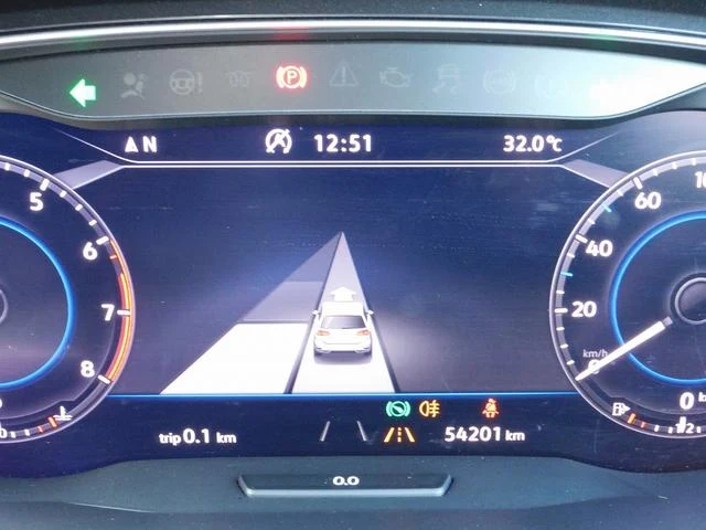 Volkswagen GOLF 54