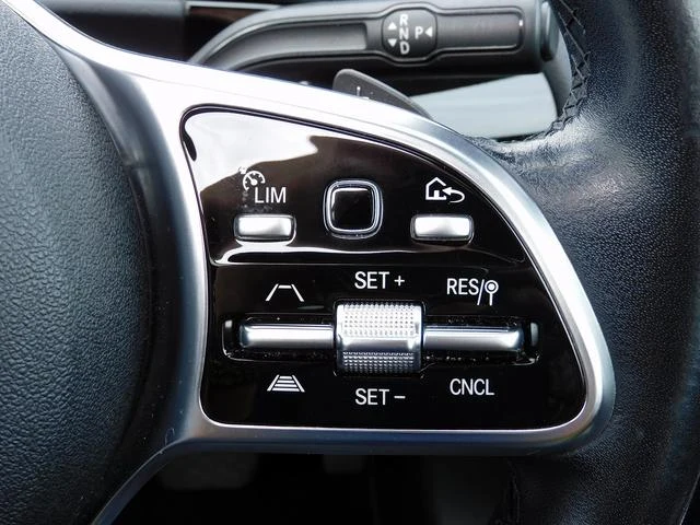 MERCEDES BENZ B-CLASS 40