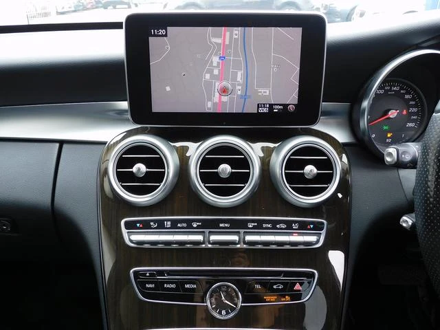 MERCEDES BENZ C-CLASS 29