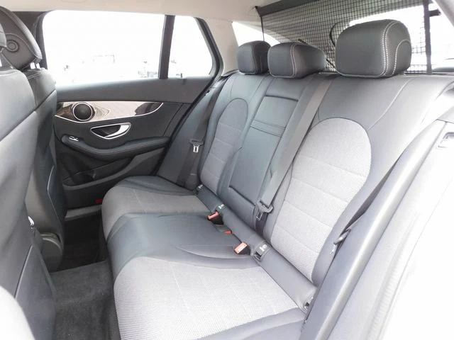 MERCEDES BENZ C-CLASS 26