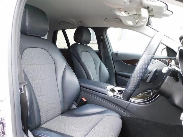 MERCEDES BENZ C-CLASS 4