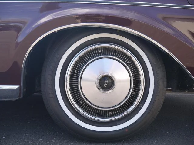 Lincoln MARK III 20