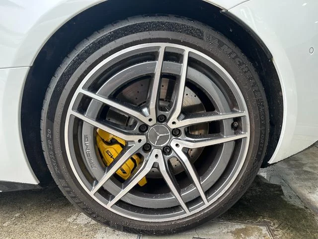 MERCEDES AMG SL 32