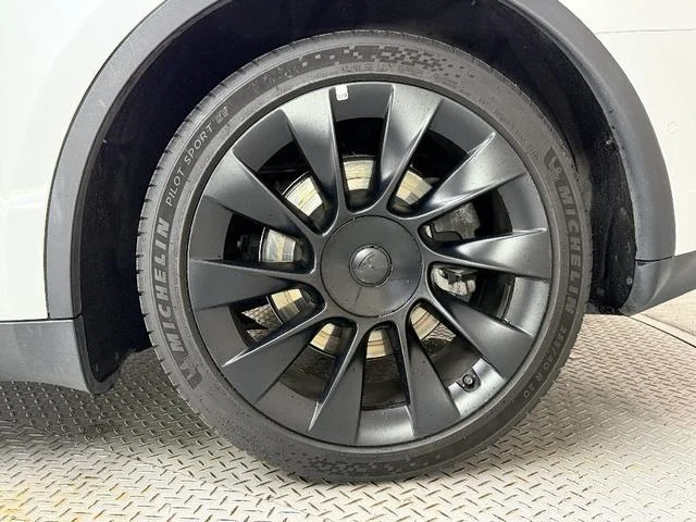 Tesla MODEL 20
