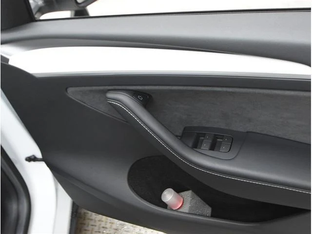 Tesla MODEL 51