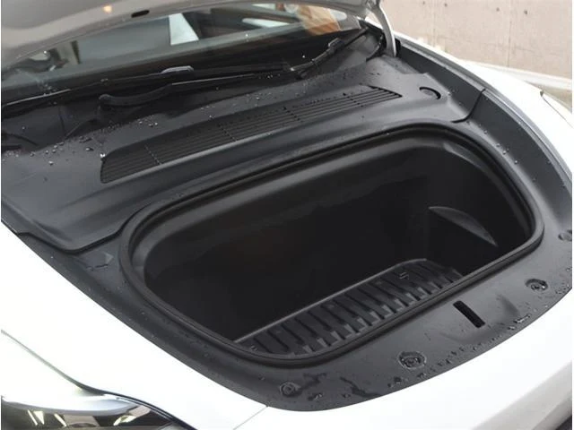 Tesla MODEL 62