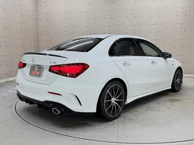 MERCEDES AMG A-CLASS 6