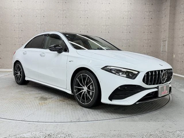 MERCEDES AMG A-CLASS 12