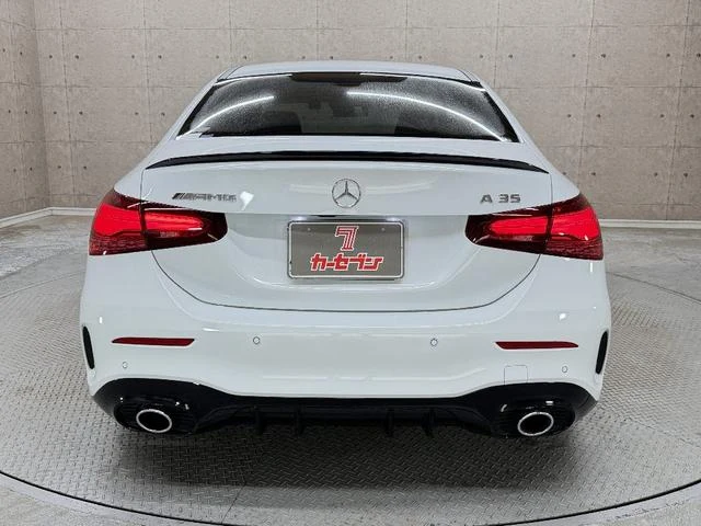MERCEDES AMG A-CLASS 16