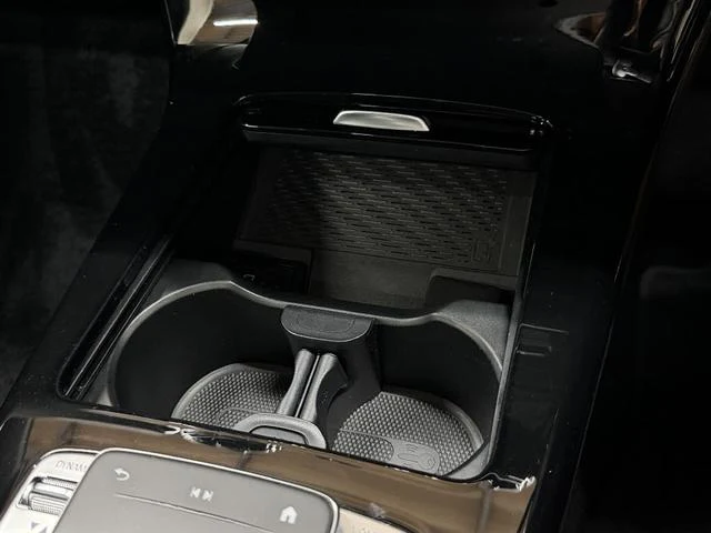 MERCEDES BENZ A-CLASS 32