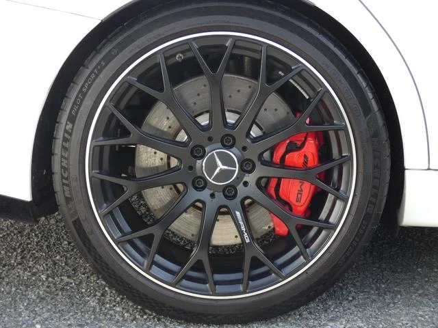 MERCEDES AMG C-CLASS 58