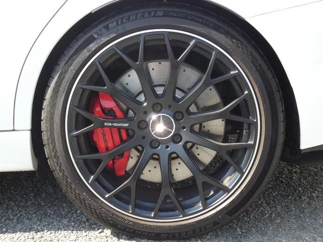 MERCEDES AMG C-CLASS 57