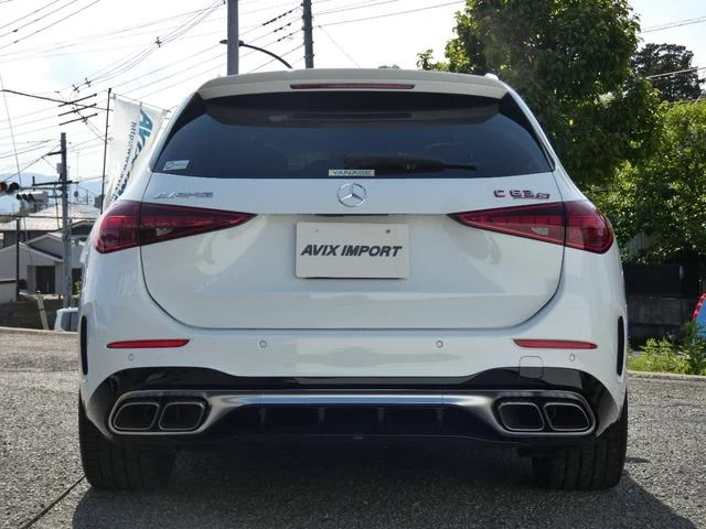 MERCEDES AMG C-CLASS 9