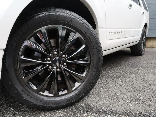 Lincoln NAVIGATOR 3