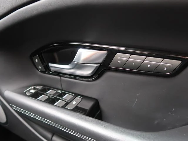 Land Rover RANGE ROVER 8
