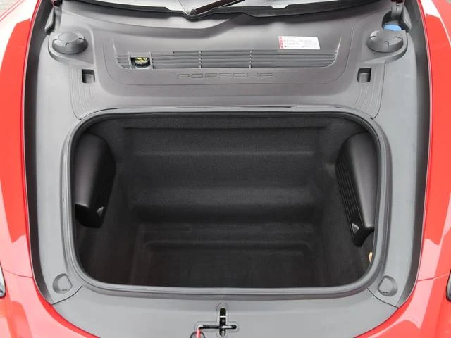 Porsche 718 29