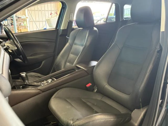 Mazda ATENZA 47