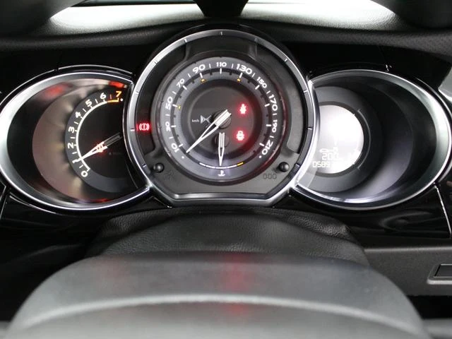 DS Automobiles DS3 32