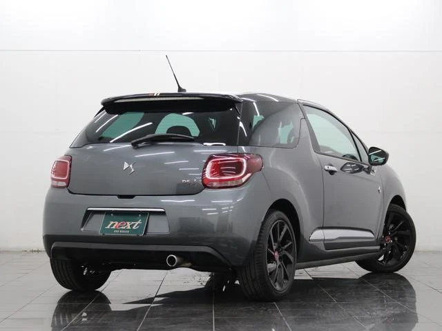 DS Automobiles DS3 2