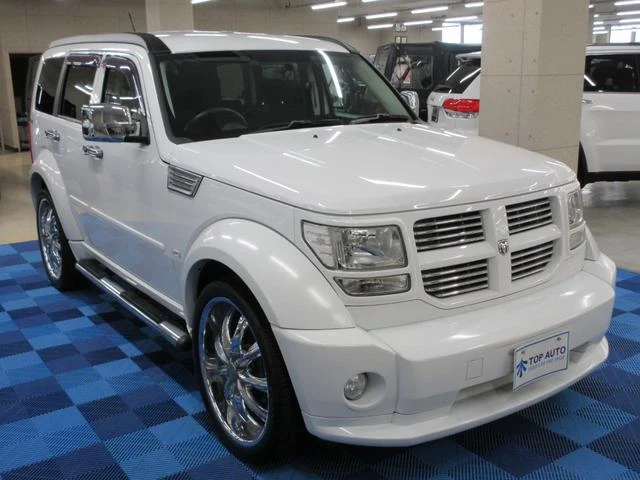 Dodge NITRO 4
