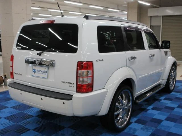 Dodge NITRO 6