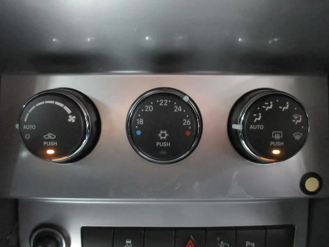 Dodge NITRO 39