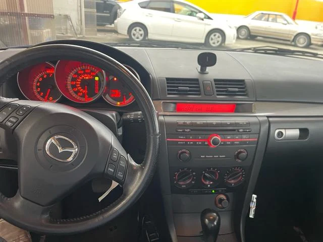 AMERICA MAZDA MAZDA3 32