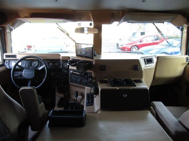Hummer H1 37